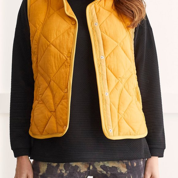 Tribal Vest - Picture 6 of 11